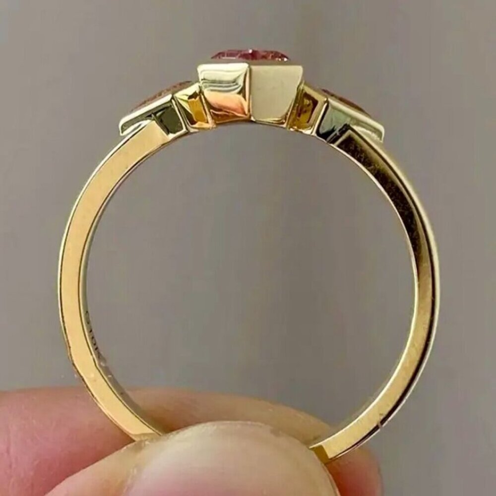 Hexagon Style 14K Gold Plated Ring Size 7 - Picture 4 of 6